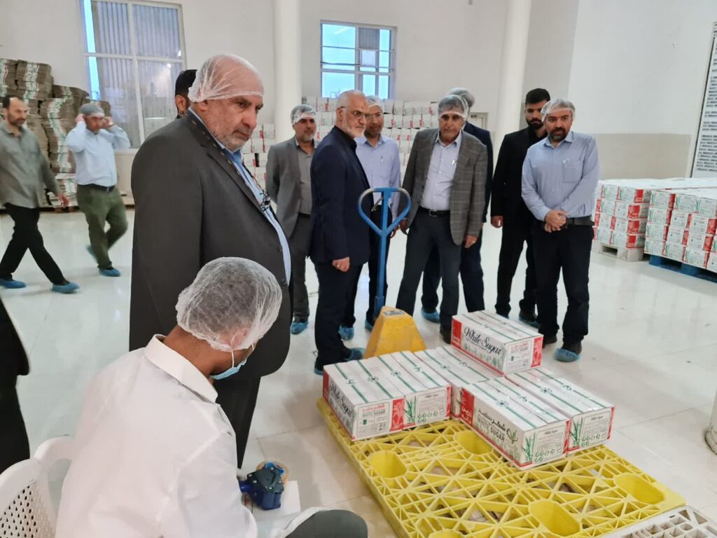 نشست استاندار خوزستان با مدیران صنعت نیشکر در کشت و صنعت فارابی