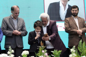 بزرگان ادبیات ایران در شکرستان؛ خوزستان میزبان یک رخداد کم‌سابقه فرهنگی و ادبی شد/ انتقال دانش و تجربه‌های اساتید ادبی ایران